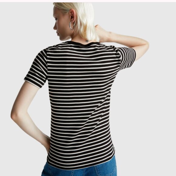 United colors of Benetton, Crew neck black and white striped t-shirt- xs - Picture 2 of 5